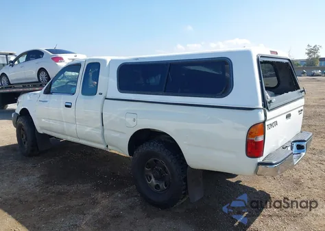 1998 Toyota Tacoma Prerunner z USA, uszkodzony, nr VIN 4TASM92N4WZ166029